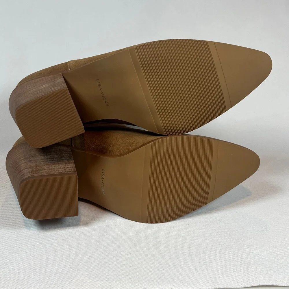 Lisa Vicky Kicky Saddle Brown Suede Ankle Booties 11M NIB